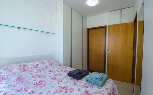 AV110 Completo e perto do metro