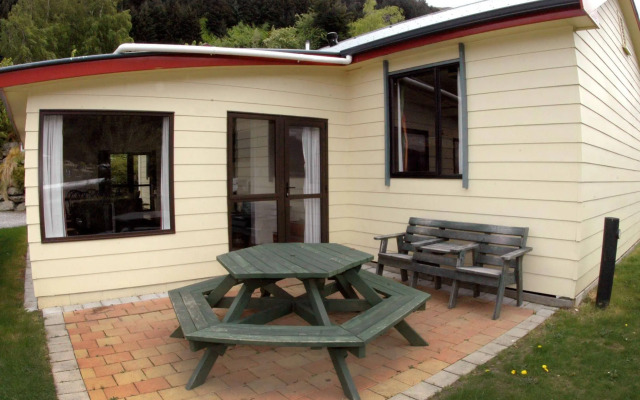 Pinewood Queenstown