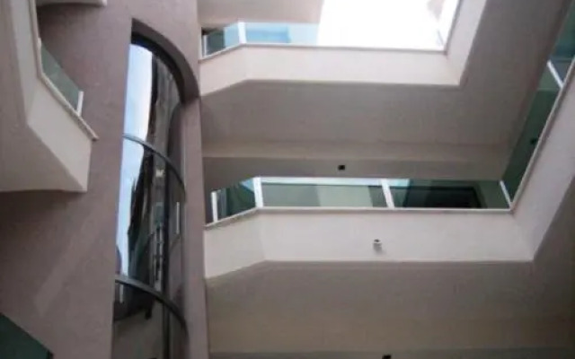 Home 15 Residence