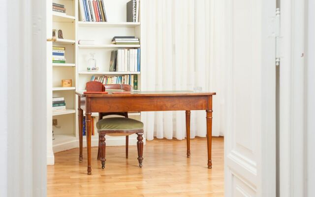 Treasurerome Spanish Steps Family 4BR