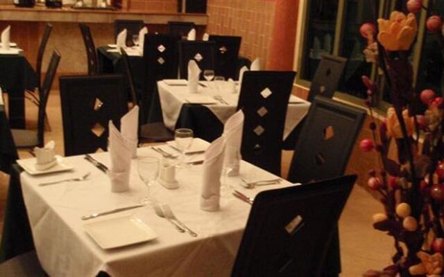 Leisure Safari Lodge