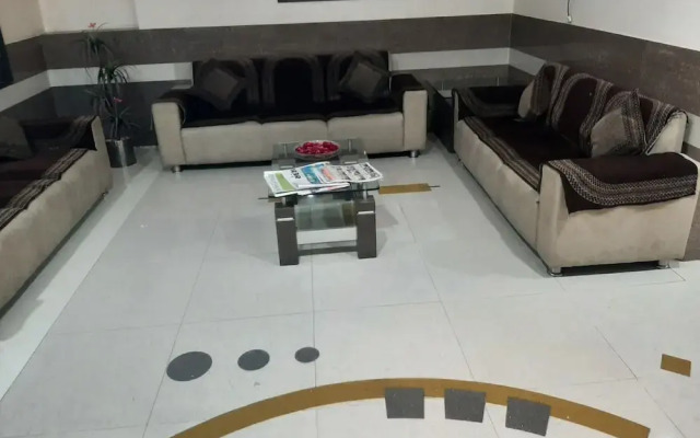 Hotel Raviraj Palace Rajkot