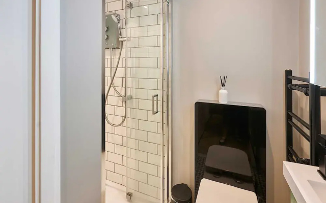 Host Stay Knights Manor Way