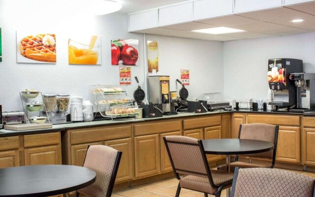 Quality Inn & Suites Fayetteville