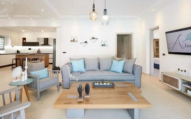 Almyriki Beach Villa