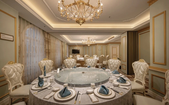 Dazhou Wenfeng Hotel