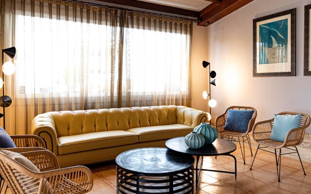 Plus Fariones Apartamentos