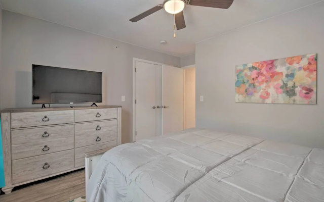 Cozy Family Condo w/ Balcony in Heart of Branson