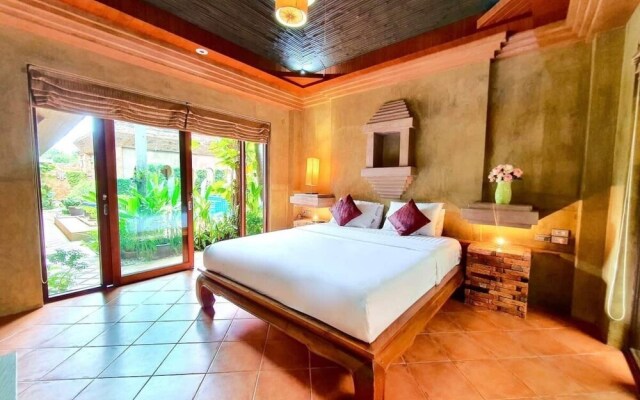 Balinese Pool Villa in Rawai