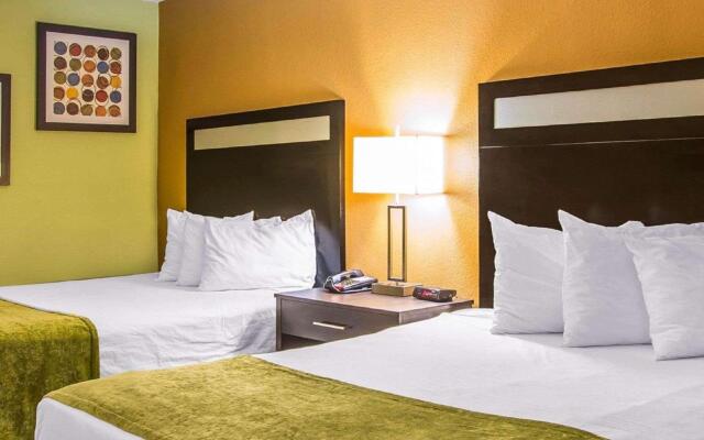 Rodeway Inn Davenport - Maingate South