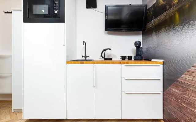 Studio Grochowska Warsaw by Renters