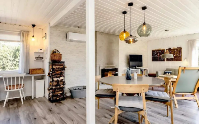 6 Person Holiday Home in Albaek