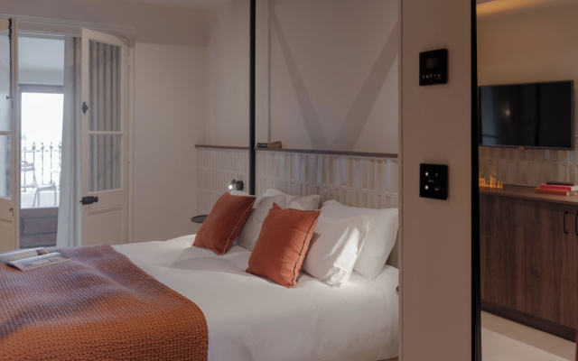 MiHotel - Cité Médiévale de Pérouges