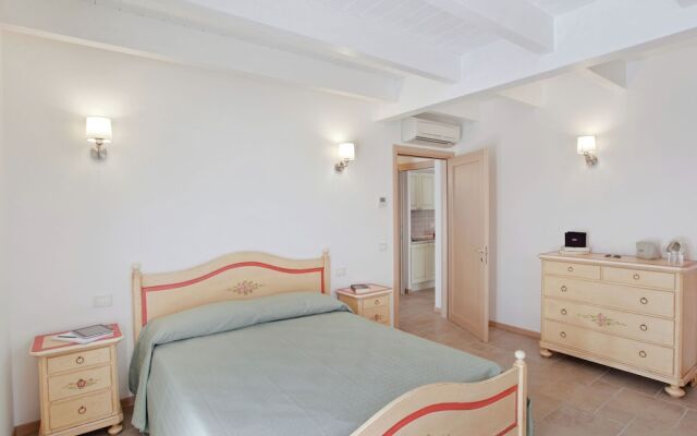 Modern Eco-Friendly Apartment Steps Away From the Sea And Nature