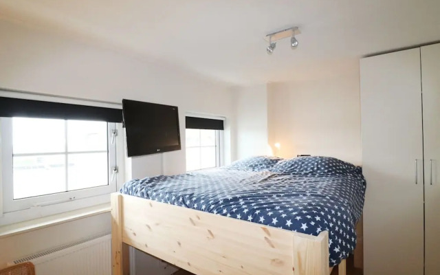 Boathouse Villa Near Stavoren With View