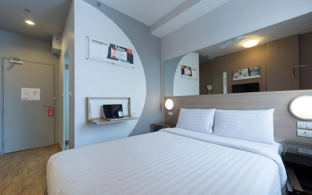 Easy Planet Phuket, Patong