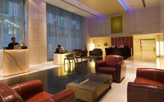 Iris Hotel