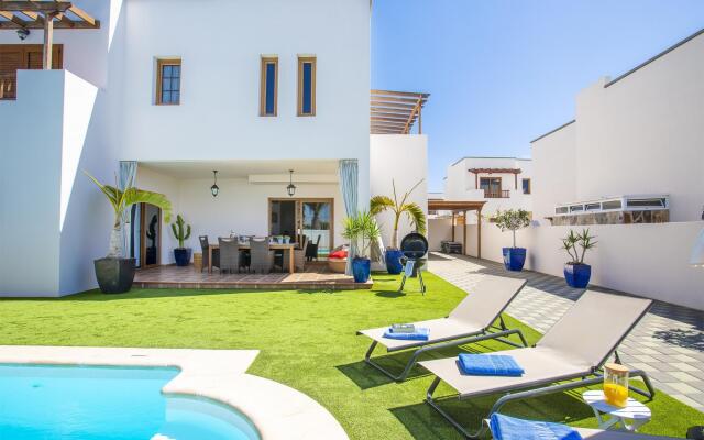 Las Caletas Village 3 bed LVC200564