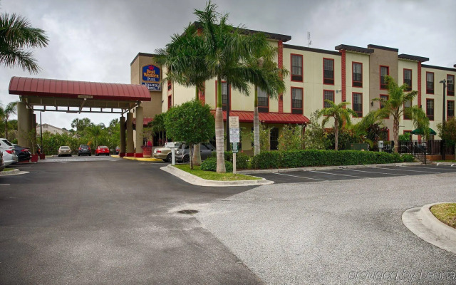 Best Western Plus Bradenton Gateway Hotel