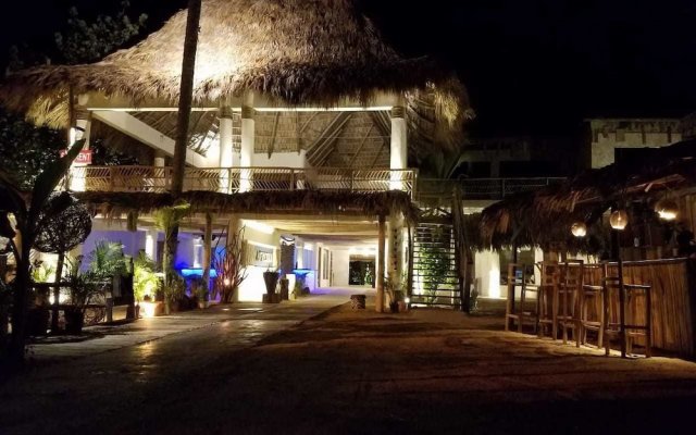 Afreeka Beach Hostel & Music Bar