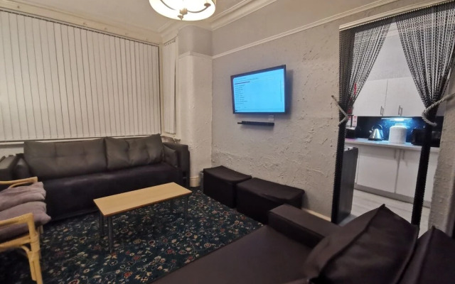 6 Person - 1 - Bed Apartment in Blackpool