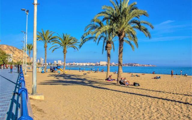 Turina Apartment -AC near beach