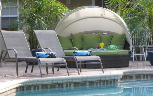 Siesta Key Zen Den