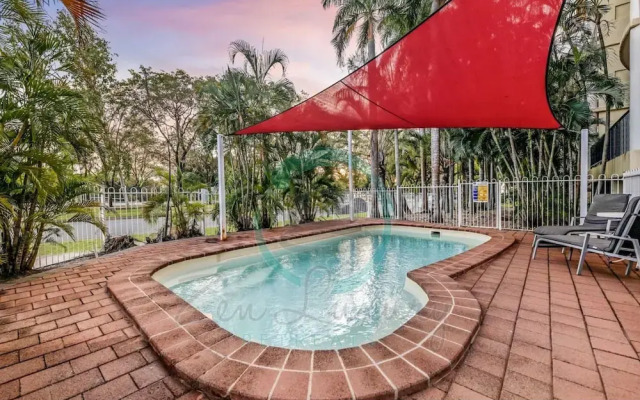 Nightcliff Foreshore Pool Outdoor Dining BBQ