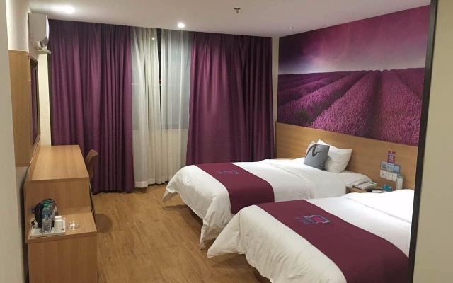 Pai Hotel Nanchang West Gate Xialuo Jiangxi University of Finance and Economics West Gate – Guest Rooms – Nanchang