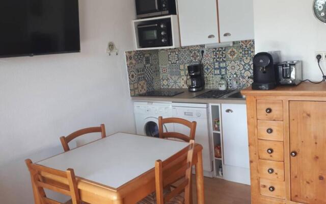Appartement T2 avec piscine idéalement situé - aperçu mer