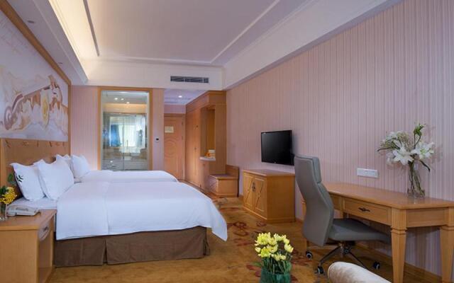 Vienna Hotel (Guangzhou Conghua Huanshi East Road Jiangpu)