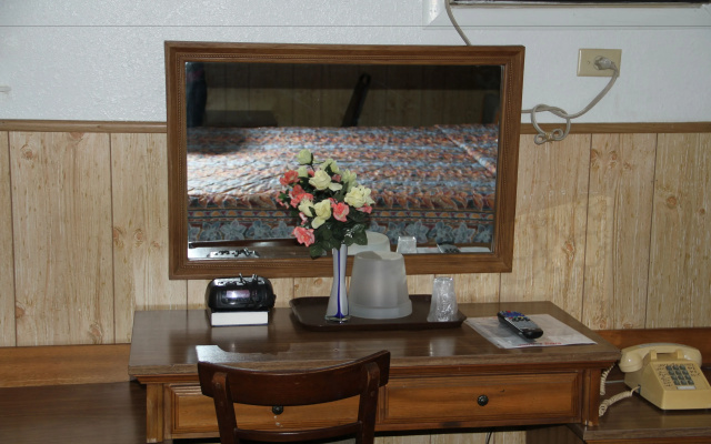 Skyliner Motel