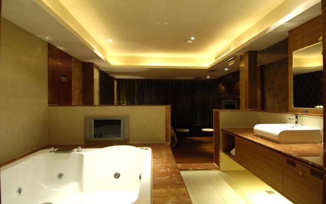 OUGE Motel Kaohsiung