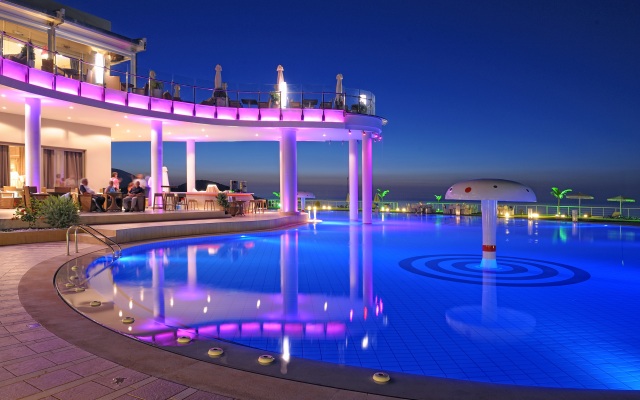 The Noverian Scenic Crete Hilltop Villa Resort & Spa