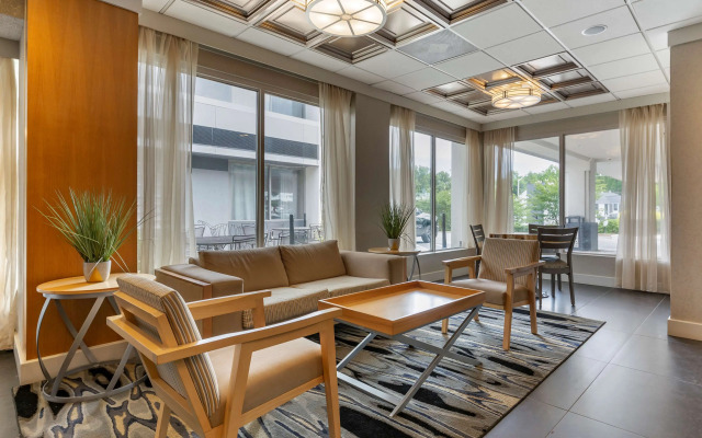 Best Western Plus University Inn