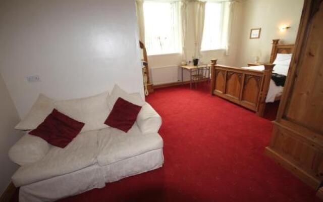 Grove Court Hotel