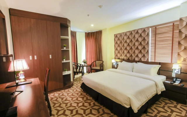 3MG Lakeside Hotel