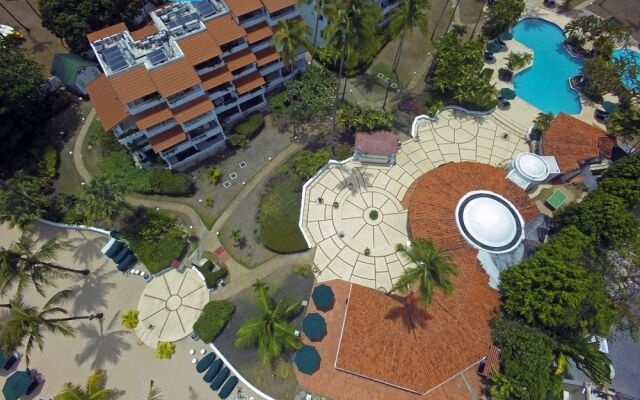 Glitter Bay Suites