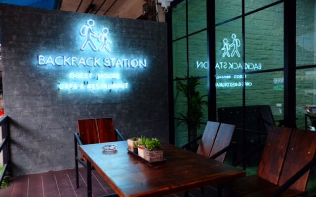 Backpack Station - Hostel