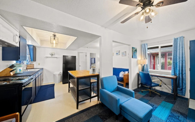 Surf & Sand Inn