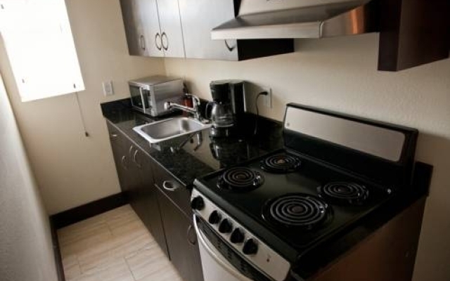 Lincoln Arms Suites