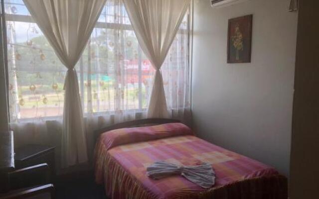 Hotel Shalom