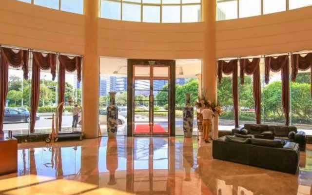 Kingdom Hotel