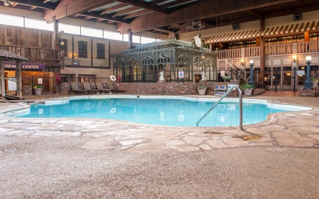 Clarion Hotel And Conference Center