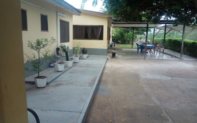 Zito Guest Inn