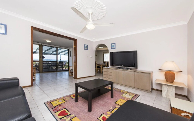 Summer Salt - Stunning View of the Bay