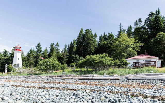 Tsa-Kwa-Luten Lodge