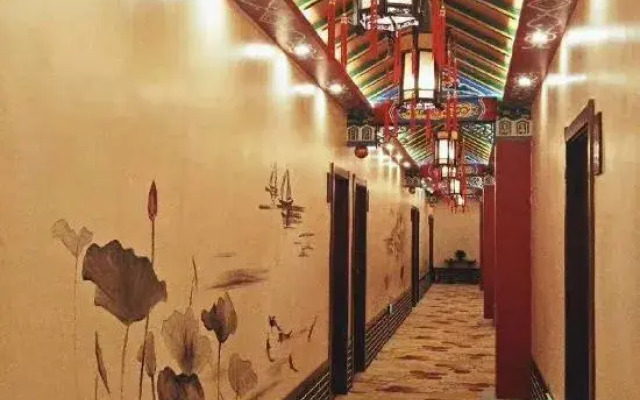 Purple House Inn(Baroque Branch)