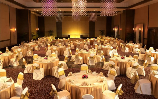The Retreat Hotel & Convention Centre