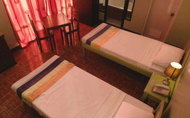Maribago Seaview Pension and Spa